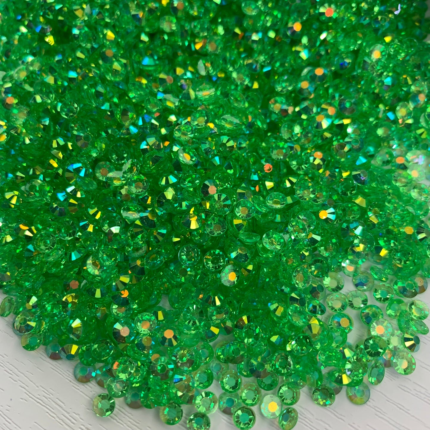 Clear Peridot AB | Premium Jelly Resin Rhinestones | Non Hotfix | 3mm, 4mm or 5mm | Flatback