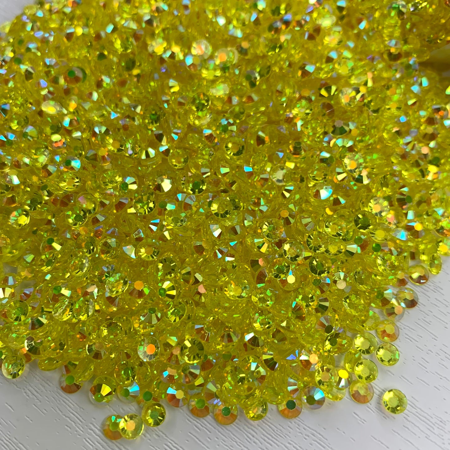Clear Citrine AB | Premium Jelly Resin Rhinestones | Non Hotfix | 3mm, 4mm or 5mm | Flatback