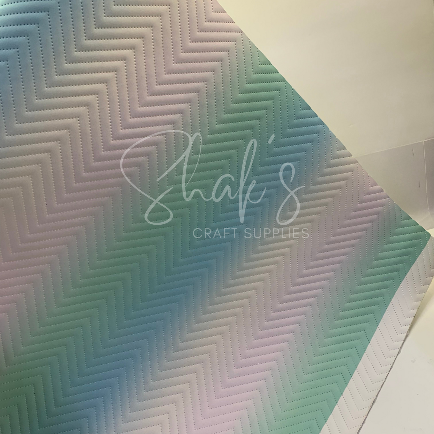 Marshmallow Ombre Quilted Vinyl Half Yard Roll