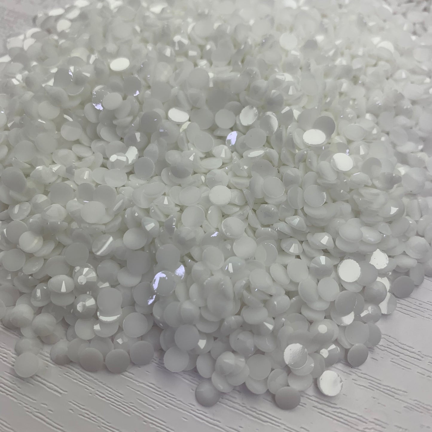 Jelly White | Premium Jelly Resin Rhinestones | Non Hotfix | 3mm, 4mm or 5mm | Flatback