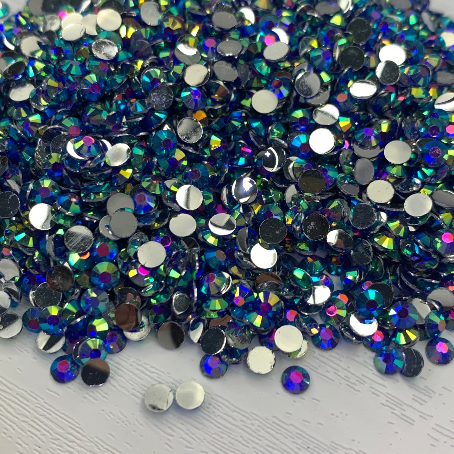 Sapphire AB | Premium Silver Bottom Resin Rhinestones | Non Hotfix | 3mm, 4mm or 5mm | Flatback