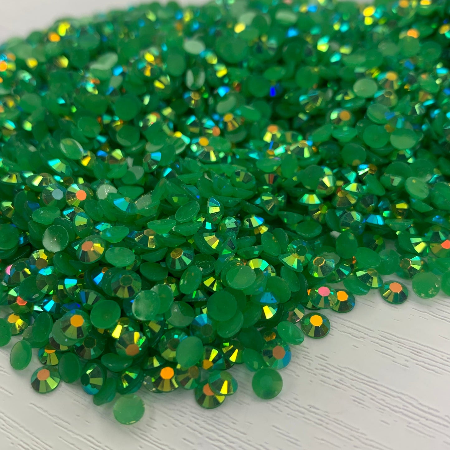 Emerald AB | Premium Jelly Resin Rhinestones | Non Hotfix | 3mm, 4mm or 5mm | Flatback